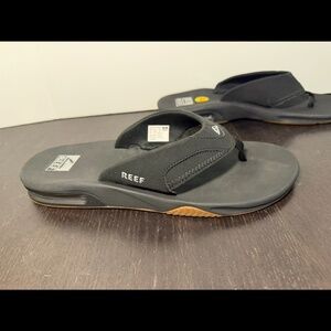 Reef Fanning Flip Flops with Bottle Opener Black/Gum Mens 12